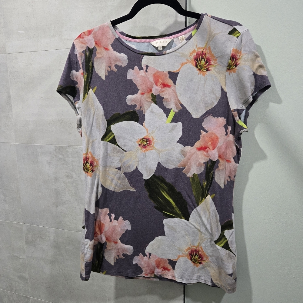 Ted Baker Floral Tee - Size 5 (US 12)